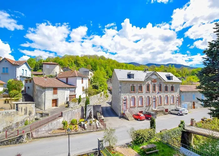 Апартаменты Duplex Spacieux Avec Piscine Mauleon-Barousse