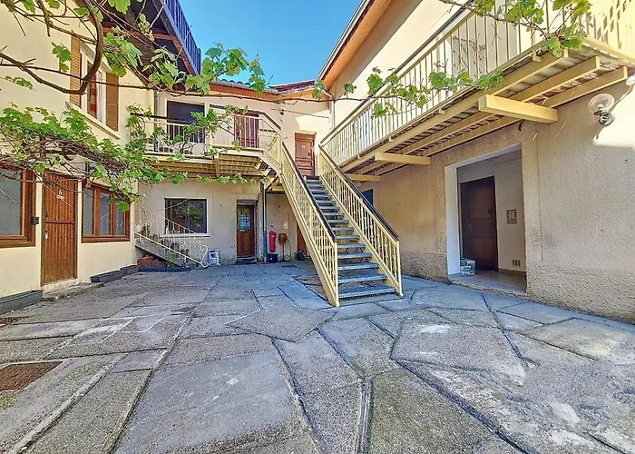 Апартаменты Duplex Spacieux Avec Piscine Mauleon-Barousse